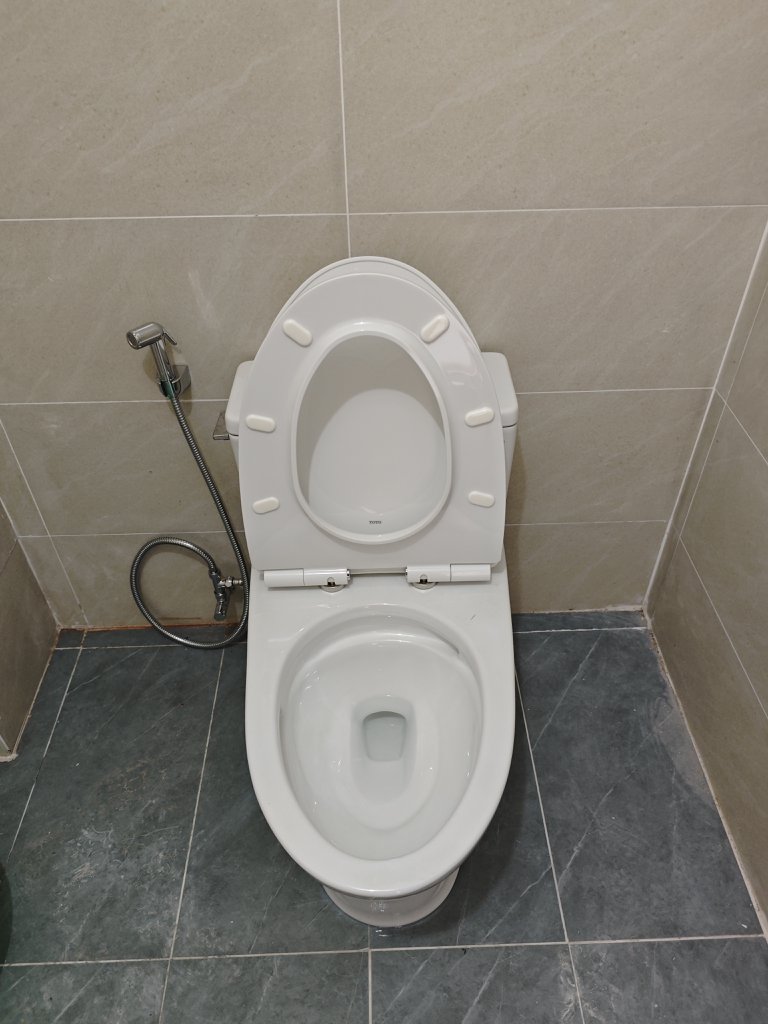 Đánh giá sản phẩm Vòi xịt vệ sinh TOTO TVCF201 nhựa mạ crom