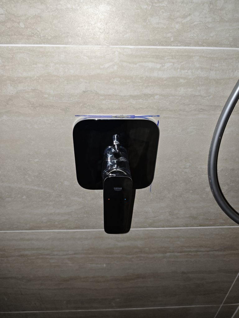 Đánh giá sản phẩm Bộ sen âm tường nóng lạnh 2 đường nước Cubeo GROHE 1053360000