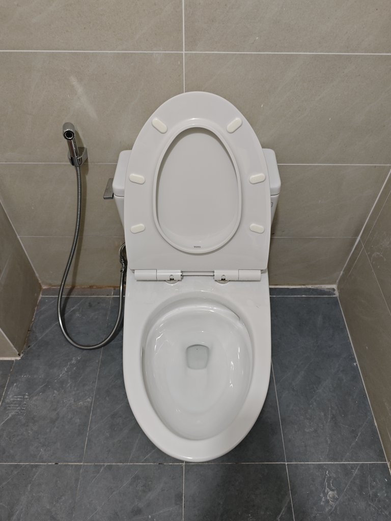 Đánh giá sản phẩm Vòi xịt vệ sinh TOTO TVCF201 nhựa mạ crom