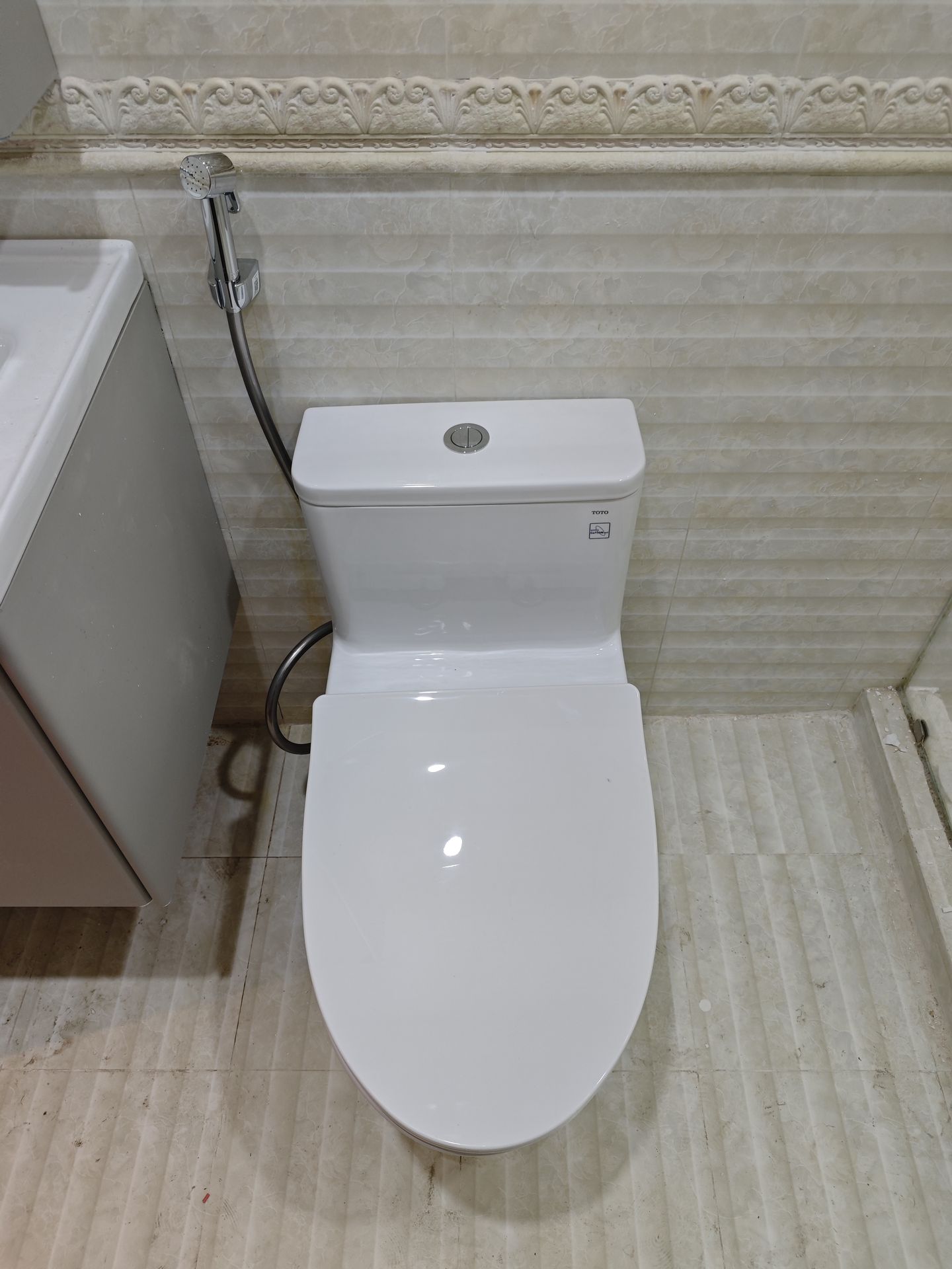 Đánh giá sản phẩm Bồn cầu 1 khối TOTO MS857DT8 nắp đóng êm TC600VS