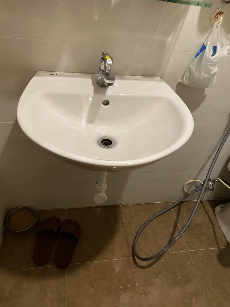 Đánh giá sản phẩm Chậu rửa lavabo treo tường INAX L-285V (L285V) (L-285VFC)