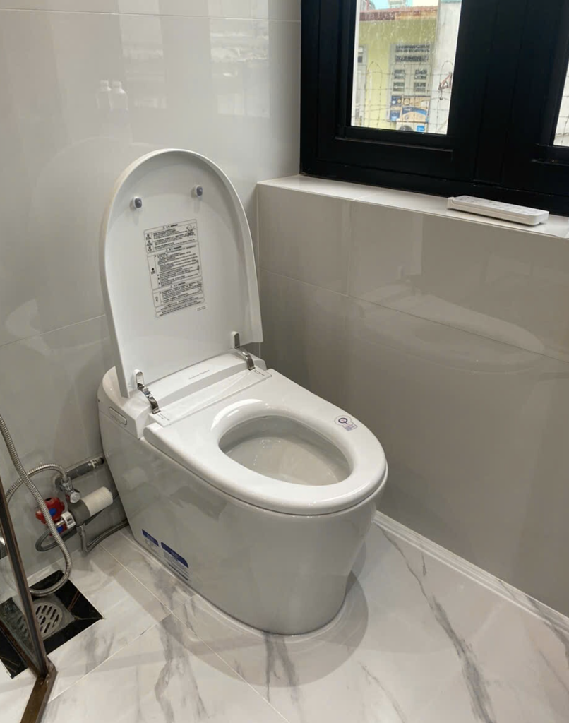 Đánh giá sản phẩm Bồn cầu điện tử thông minh American Standard WP-70DY (WP70DY)