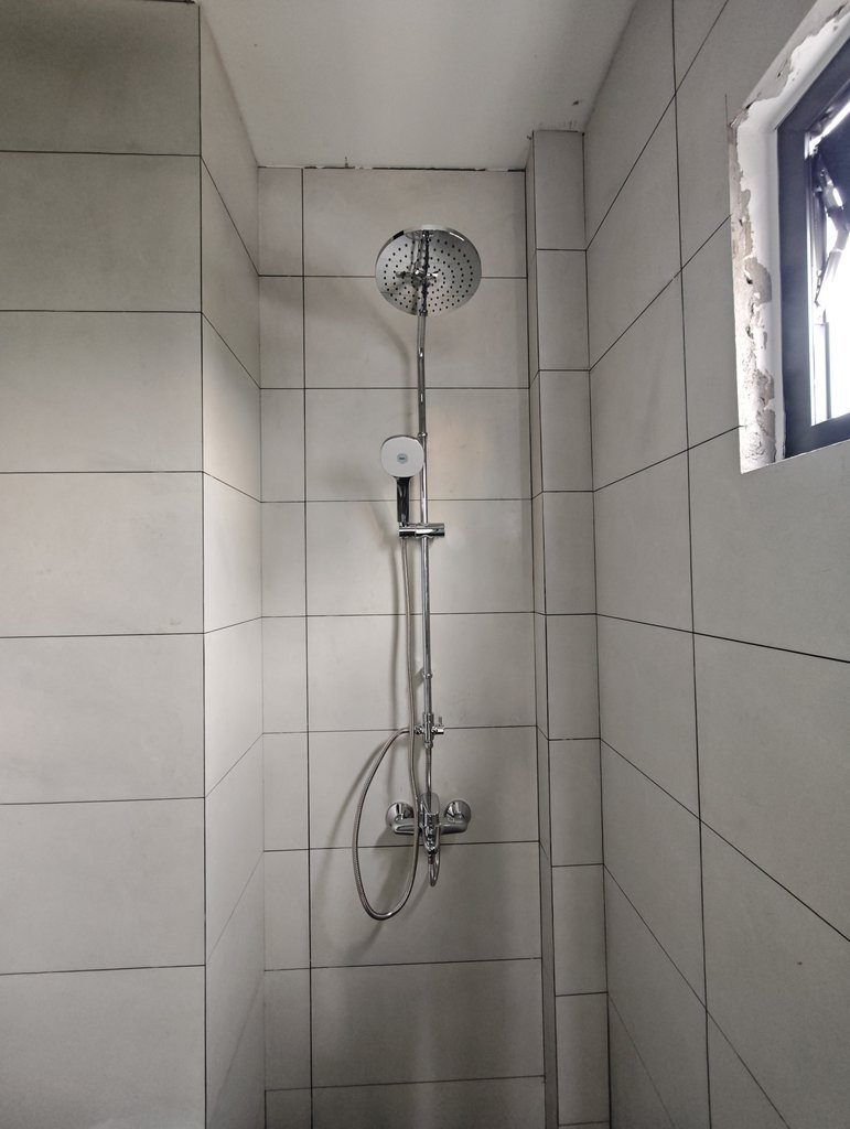 Đánh giá sản phẩm Sen cây tắm đứng tách rời INAX BFV-CL1 (BFVCL1)