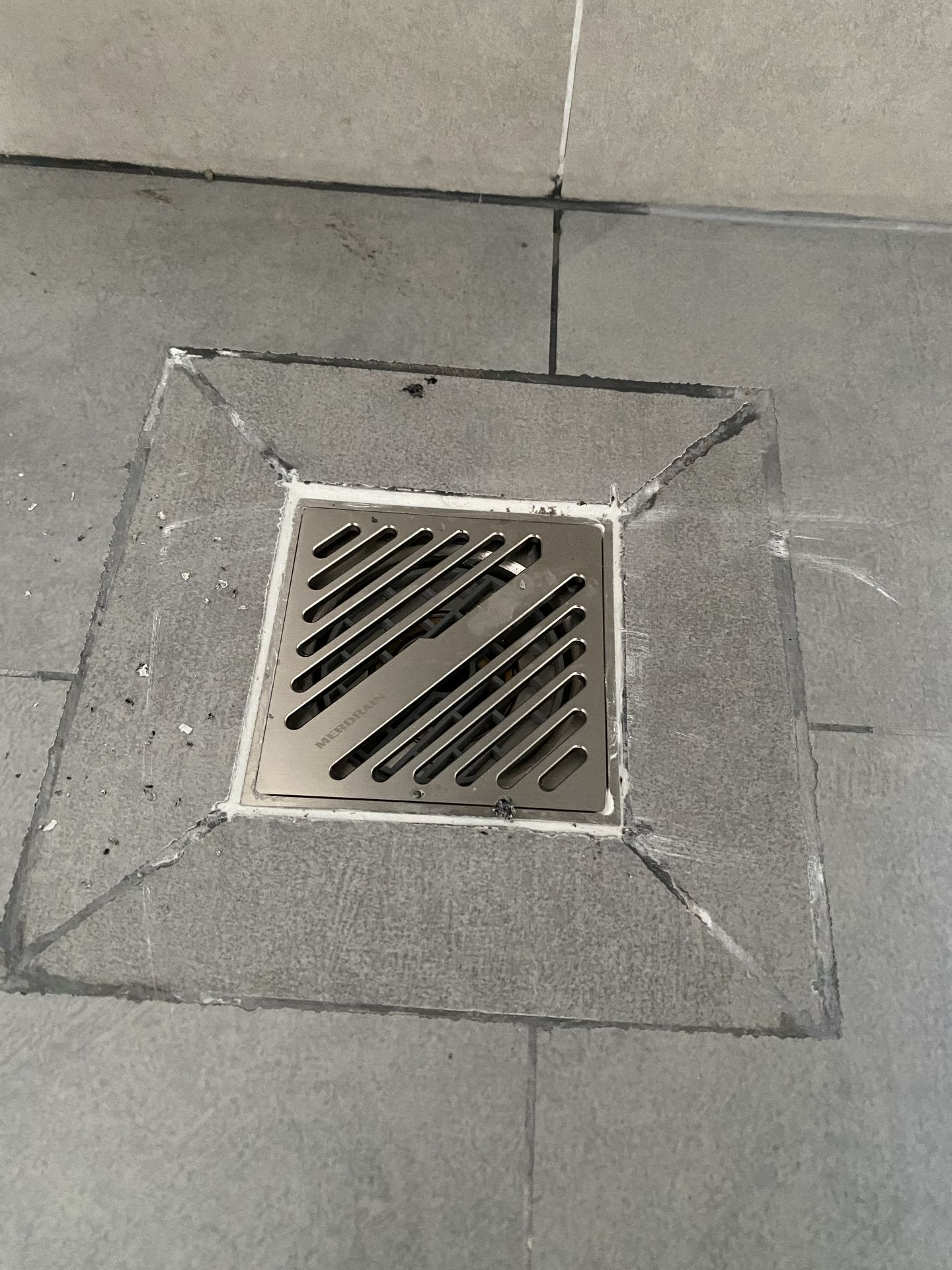 Đánh giá sản phẩm Phễu thoát sàn vuông 10x10cm MERDRAIN MD-S7063