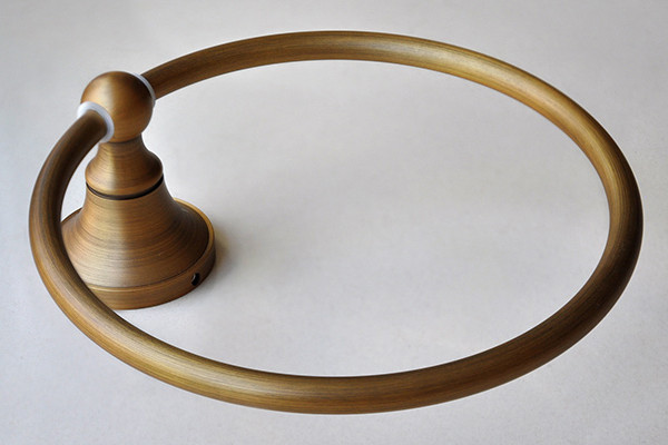 Vòng treo khăn bằng đồng Kanly GCK02