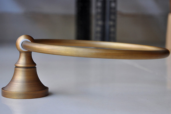 Vòng treo khăn bằng đồng Kanly GCK02