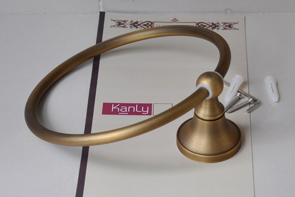 Vòng treo khăn bằng đồng Kanly GCK02