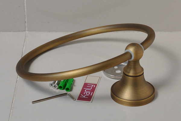 Vòng treo khăn bằng đồng Kanly GCK02