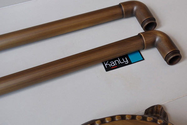 Bộ sen tắm đặt sàn nóng lạnh bằng đồng GCS09