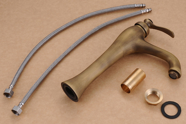 Vòi chậu nóng lạnh bằng đồng Kanly GCA04