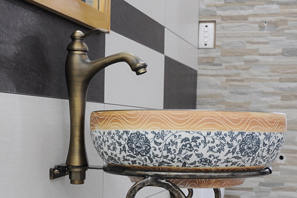 Vòi chậu nóng lạnh bằng đồng Kanly GCA04