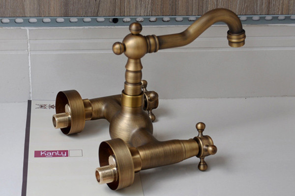 Vòi âm tường nóng lạnh bằng đồng Kanly GCT06