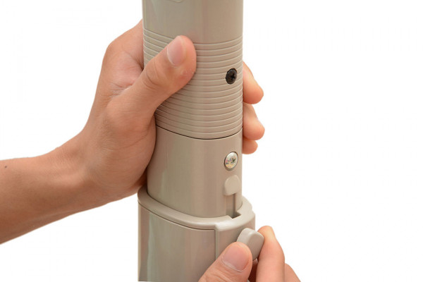 Quạt đứng 3 cánh Panasonic có remote F-409K chiều cao 128-143 cm