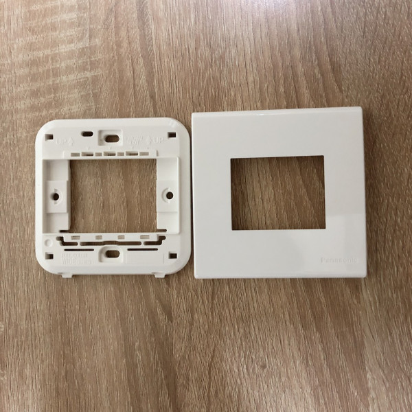 Mặt vuông 2 thiết bị dòng Wide-Hotel Panasonic WEB7812