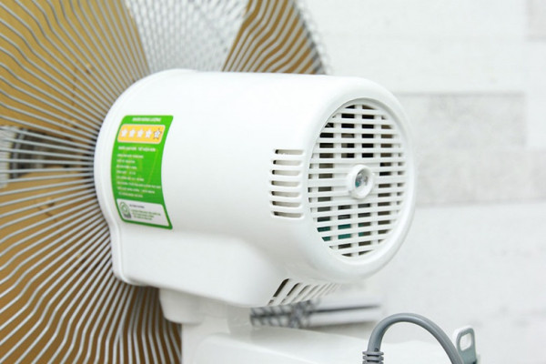Quạt treo tường Panasonic F-409U