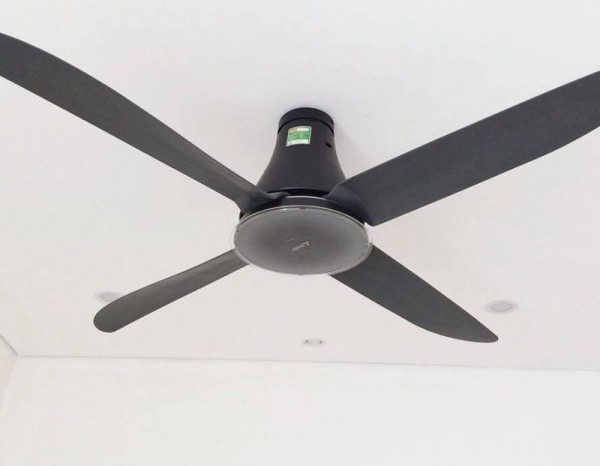 Quạt trần 4 cánh điều khiển từ xa Mitsubishi C56-RA4 ti 32cm