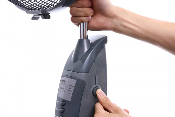 Quạt đứng điều khiển từ xa Mitsubishi LV16-RA