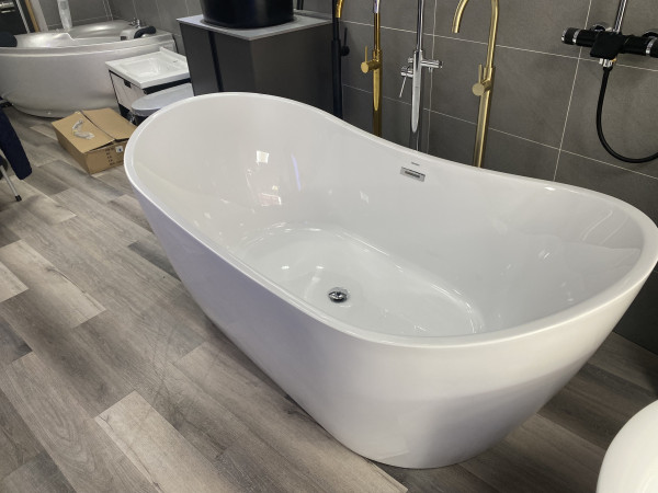 Bồn tắm đặt sàn 1.8m MOWOEN MW8207B-180