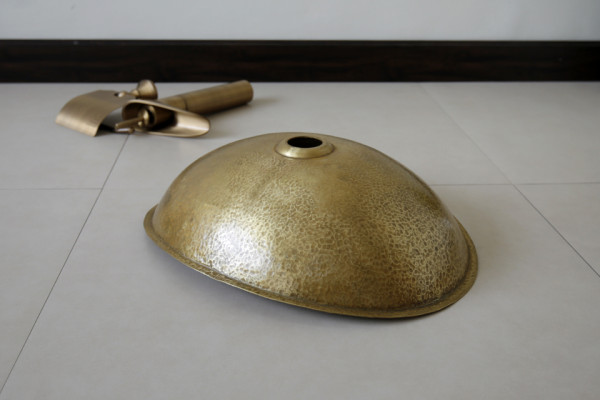 Chậu lavabo đặt bàn Kanly bằng đồng RSC047V/046V