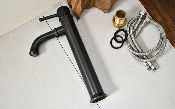 Vòi chậu lavabo nóng lạnh bằng đồng Kanly GCA20B/V20B