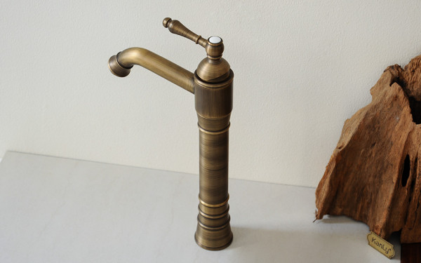 Vòi chậu lavabo nóng lạnh bằng đồng Kanly GCA13/GCV13