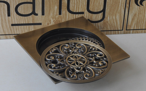 Phễu thoát sàn bằng đồng 15x15cm Kanly GCP15C