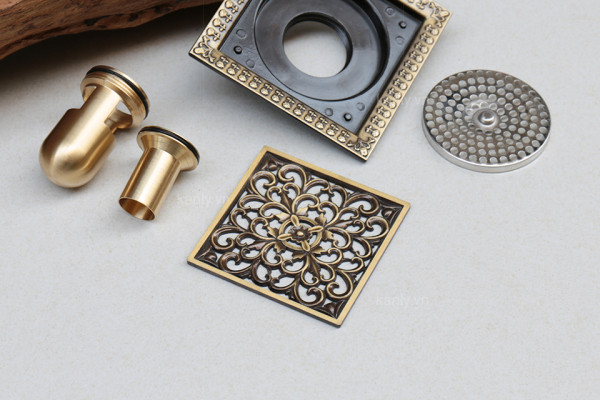 Phễu thoát sàn bằng đồng 12x12cm Kanly GCP21