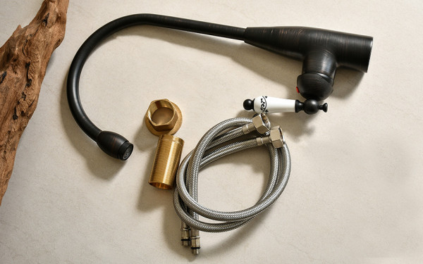 Vòi rửa bát nóng lạnh bằng đồng Kanly GCC01B