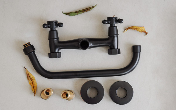 Vòi rửa bát nóng lạnh bằng đồng Kanly GCC01B