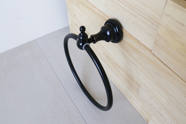 Vòng treo khăn bằng đồng Kanly GCK02B