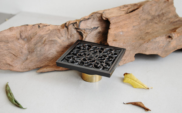 Phễu thoát sàn bằng đồng 10x10cm Kanly GCP01B