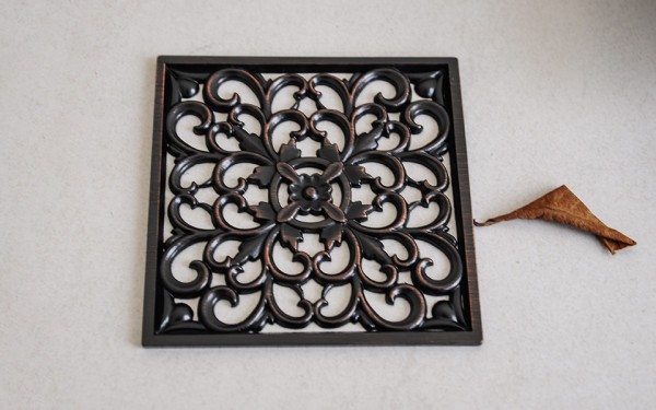 Phễu thoát sàn bằng đồng 10x10cm Kanly GCP01B