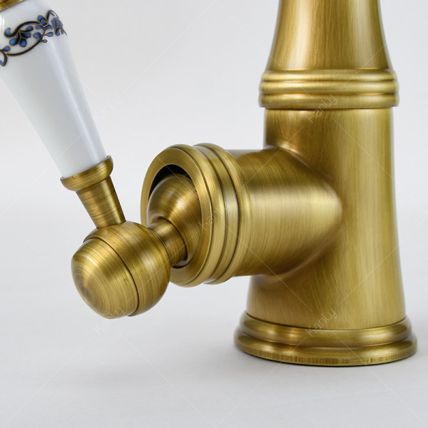 Vòi rửa bát nóng lạnh bằng đồng Kanly GCC07