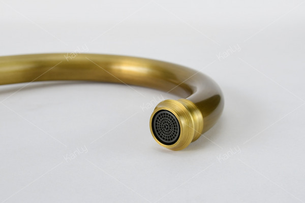 Vòi rửa bát nóng lạnh bằng đồng Kanly GCC07