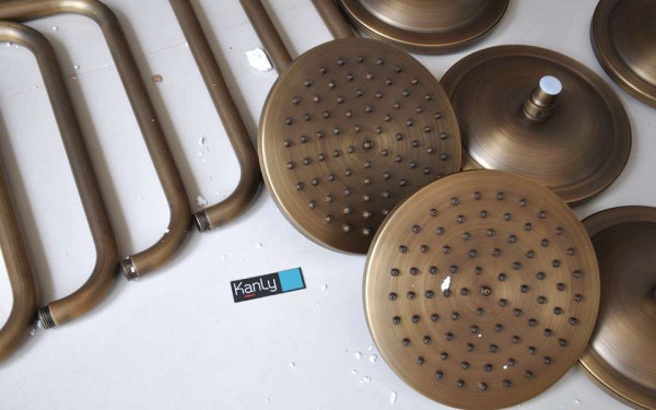 Bộ sen tắm cây đứng nóng lạnh bằng đồng Kanly GCS05