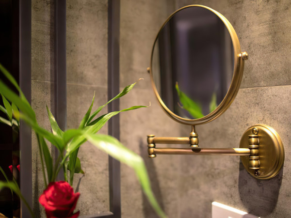 Gương soi bằng đồng xoay 180 độ Kanly GCK18