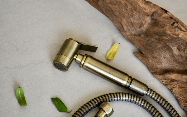 Vòi xịt vệ sinh bằng đồng Kanly GCK22N