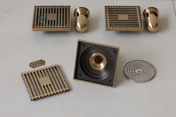 Phễu thoát sàn bằng đồng 10x10cm Kanly GCP11