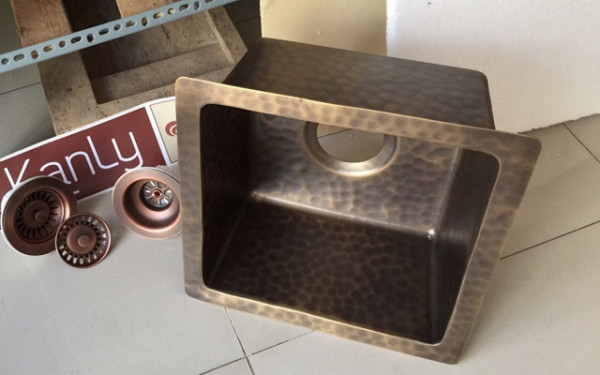 Chậu lavabo dương vành Kanly bằng đồng BCS157