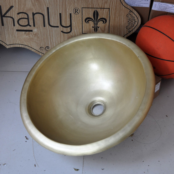 Chậu lavabo đặt bàn Kanly bằng đồng RSC319