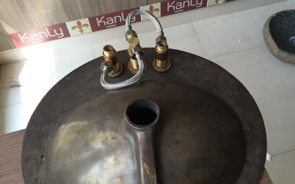 Chậu rửa mặt lavabo Kanly bằng đồng đúc GCL08