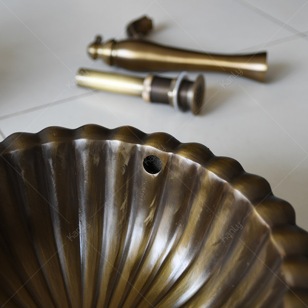 Chậu rửa lavabo Kanly bằng đồng đúc GCL09