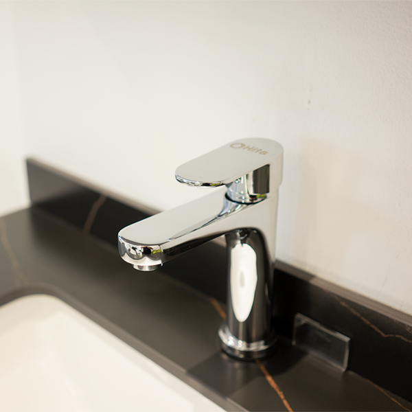 Vòi Chậu Lavabo Nóng Lạnh HITA HAZKL004