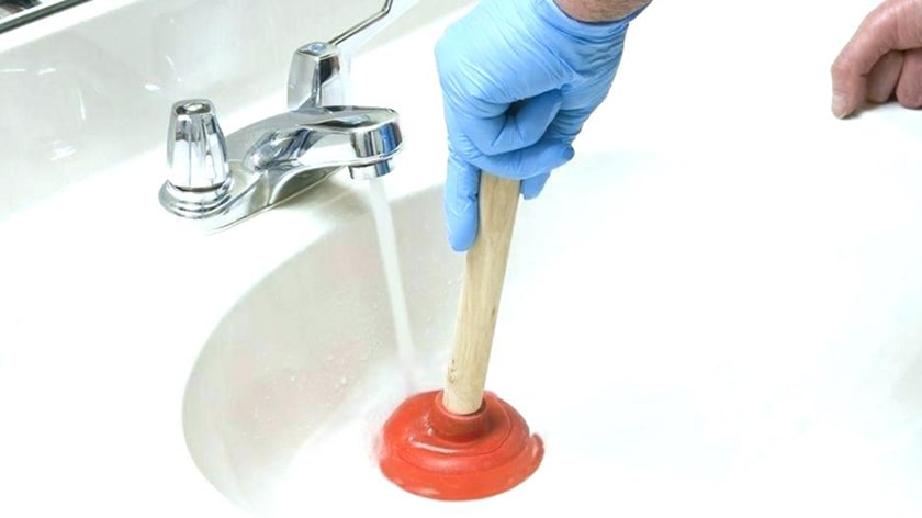 Thông tắc bồn rửa mặt bằng pittong