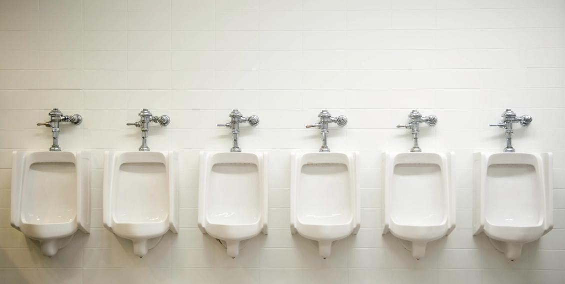 Từ lúc xây dựng nhà, công trình, hãy tính đến phương án lắp đặt bồn tiểu