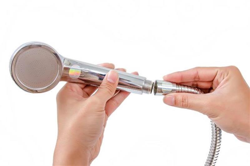 Nên ưu tiên chọn các loại vòi hoa sen dễ tháo lắp để tiện cho việc vệ sinh, sửa chữa khi cần 