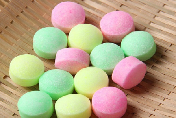 Viên khử mùi được sử dụng khá thông dụng để xử lý mùi hôi bồn tiểu