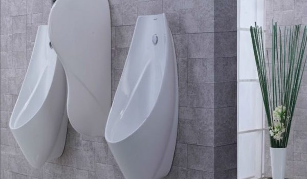 Bồn tiểu nam thương hiệu CAESAR có chất lượng rất tốt