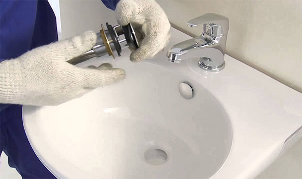 Cân nhắc chọn loại lavabo phù hợp trước khi tiến hành lắp đặt