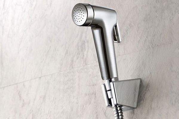 Lưu ý khi thực hiện cách lắp vòi xịt vệ sinh 